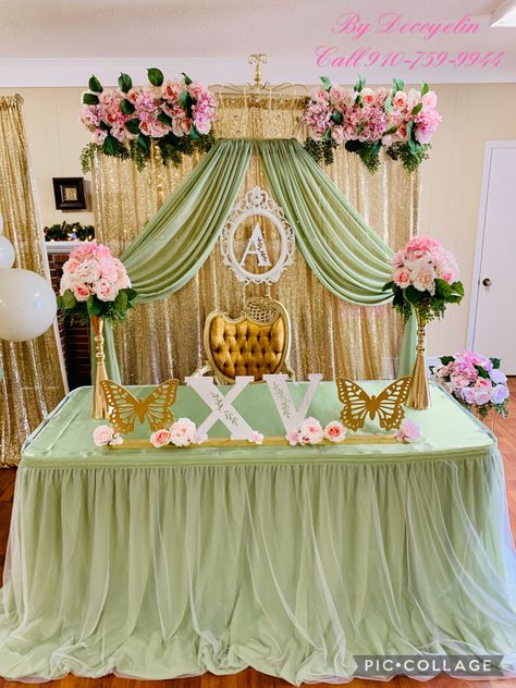 Quinceañera decoration Sage Green Quinceanera Backdrop, Sage Green Quince Flowers, Sage Green And Champagne Quinceanera Theme, Pink Green Quince Dress, Garden Theme Quinceanera Decoration, Quince Decorations Pink And Green, Sage Green Table Decor Quince, Princess Tiana Themed Quince, Princess And Frog Quince