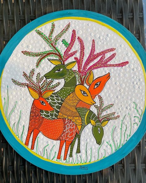 Gond Painting Design, Tribes In India, Gond Art, Handmade Paper Art, Gond Painting, Madhubani Painting, Art N Craft, Artwork For Home, Madhya Pradesh