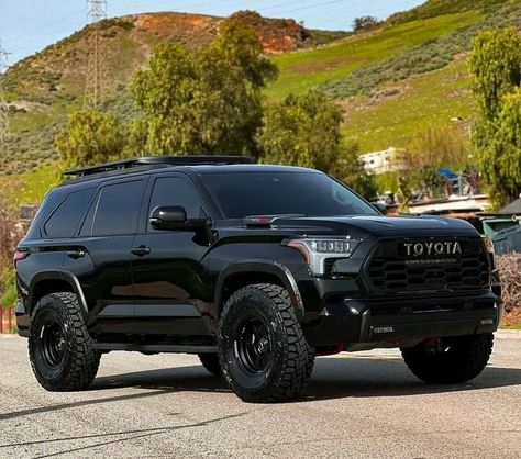 Lifted Suv, Lifted Sequoia, Off Road Suv, Toyota Sequoia, Toyota Sequoia Lifted, Toyota Hilux 4x4, 2023 Toyota 4runner Trd Off Road Premium, 4 Runner Toyota Lifted, 2025 Toyota Sequoia