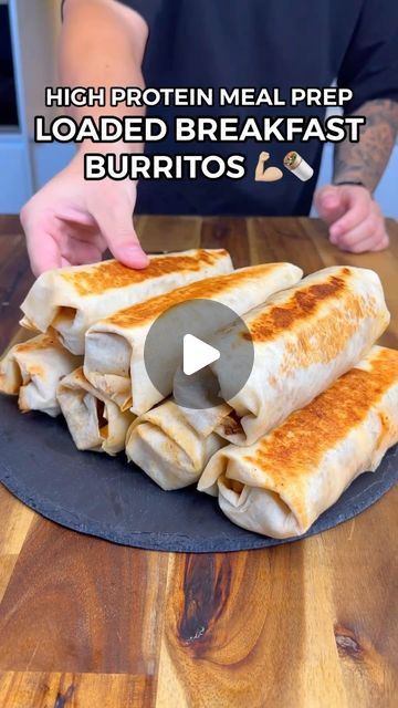 Burrito Breakfast, Blended Cottage Cheese, Protein Wraps, Protein Meal Prep, Easy High Protein Meals, Large Breakfast, Italian Herbs, Extra Protein, High Protein Meal Prep