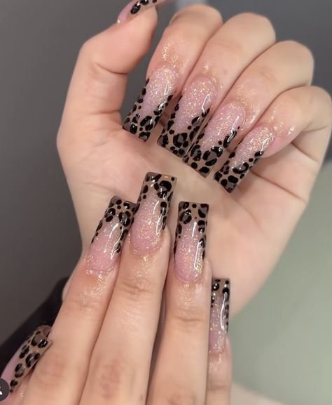 Nail inspo Cheetah Print Nails Short, Colorful Cheetah Print Nails, Cheetah Acrylic Nails, Pink Cheetah Nails, Colorful Cheetah Print, Cheetah Print Nails, Cheetah Nails, Girly Acrylic Nails, Print Nails