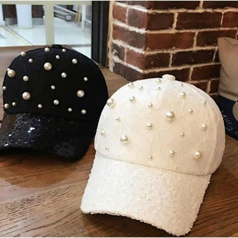 Embellished Baseball Caps, Bling Hats Diy Baseball Caps, Casual Rhinestone Cap, Trendy Snapback Baseball Cap With Rhinestones, Trendy Rhinestone-embellished Hats, Bone Bordado, Baby Girl Hair Accessories, Disney Outfits Women, Sparkle Ball