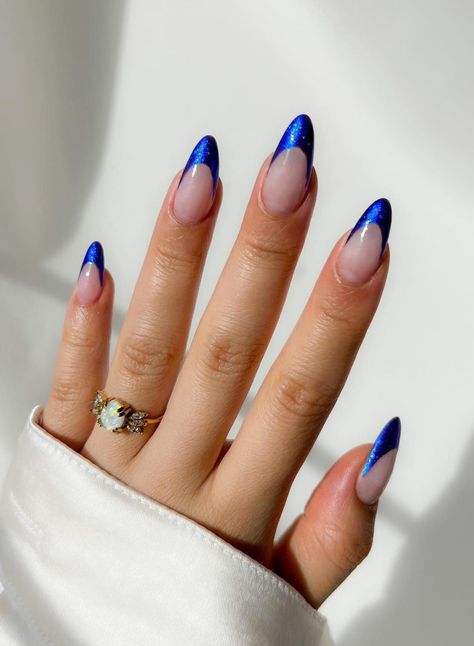 Nail Inspo Dark Blue, Navy French Tip Nails, Navy Blue Nail Designs, Royal Blue Nails Designs, Aesthetic Navy, Nails Navy, Blue Prom Nails, Hoco Nails, Royal Blue Nails