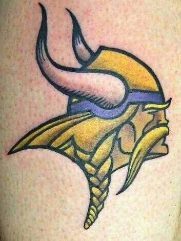 This is the one that I want..... Minnesota Vikings Tattoo, Nfl Tattoo, Minnesota Tattoo, Viking Football, Color Tattoo Ideas, Football Tattoo, Mn Vikings, Harley Davidson Patches, California Tattoo