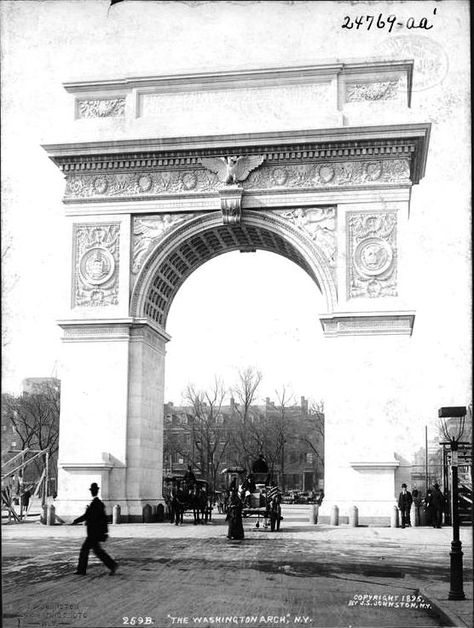 Daytonian in Manhattan: Stanford White's Washington Square Arch Stanford White, Evelyn Nesbit, Washington Square, Framed Postcards, Portrait Images, New York Public Library, Picture Collection, Bw Photo, Still Image