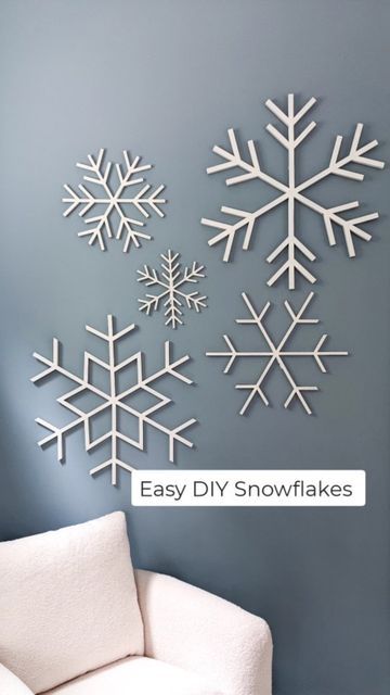 Decorate With Snowflakes, Office Winter Wonderland Decorating Ideas, Snowflake Home Decor, Winter Wonderland Wall Decorations, Winter Wonderland Room Decor, Snow Decor Diy Winter Wonderland, Winter Wonderland Bedroom Ideas, Winter Wall Decor Diy, Snowflake Crafts For Adults