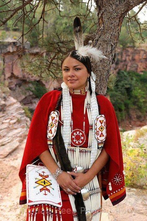 Lakota woman wearing black gold on her traditional clothes Lakota Indians, Black Hills South Dakota, Native American Woman, Native American Regalia, Native American Clothing, Native American Photos, Native American Peoples, Native American Heritage, American Indian Art