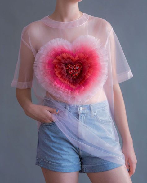 Lirika Matoshi on Instagram: “Heart Tulle Blend Top ❤️” Lirika Matoshi, Diy Vetement, Heart Fashion, Flirty Dresses, Mode Inspiration, Crystal Heart, A Heart, Heart Shape, Tie Dye Top