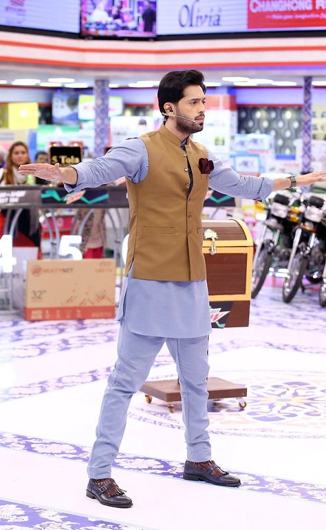 Shalwar Kameez With Waistcoat For Men Wedding, Fahad Mustafa Kurta Design, Shalwar Kameez With Waistcoat For Men, Kurta Koti, Fingers Mehndi Designs, Fahad Mustafa, Fingers Mehndi, Mehndi Designs Easy, India Fashion Men