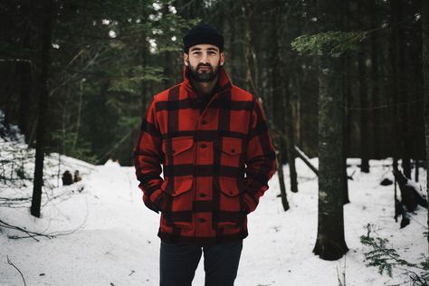 Filson Mackinaw cruiser jacker #filson #mackinaw #mackinawcruiser Filson Mackinaw Cruiser, 2023 Fall Winter Fashion, Mackinaw Cruiser, Filson Mackinaw, Outerwear Outfits, Nature Black And White, Rugged Fashion, Daniel Boone, Modern Street Style