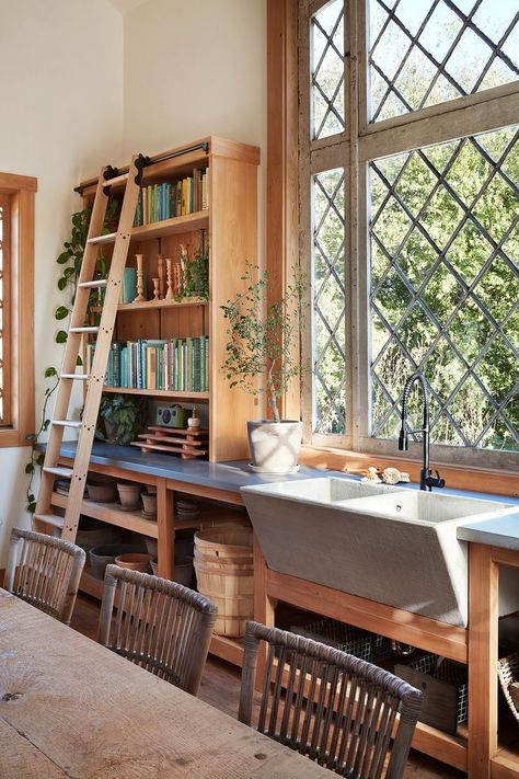 I’ve had this antique european window behind the sink for a while now, just waiting for the perfect place to put it. I wanted the garden house to be filled with natural light, so this seemed like a perfect opportunity to use it. This amazing window gives this space a storied look that I love. Joanna Gaines Garden, European Cottage, European Farmhouse, Interior Decorating Styles, Potting Shed, Magnolia Homes, Joanna Gaines, Farmhouse Kitchen Decor, Garden Shed