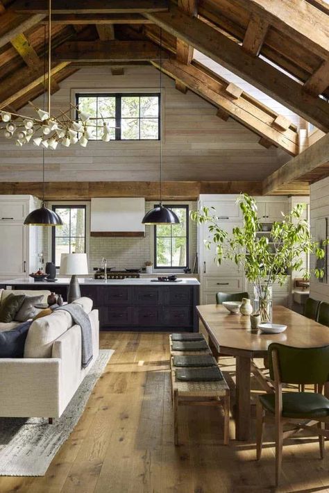 Barndominium Interior, Montana Homes, Farmhouse Barndominium, Casa Vintage, Rustic Retreat, Barn Style House, Modern Farmhouse Style, Farmhouse Living, Barndominium