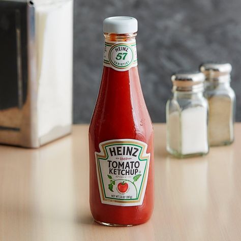 Ketchup can be used as more than a condiment. In fact, there are multiple ways you can use ketchup around the house. Glass Ketchup Bottle, Ketchup Packets, Ketchup Bottles, Types Of Sauces, Pancake Batter Dispenser, Brand Food, Alphabet Game, Heinz Tomato Ketchup, Heinz Ketchup