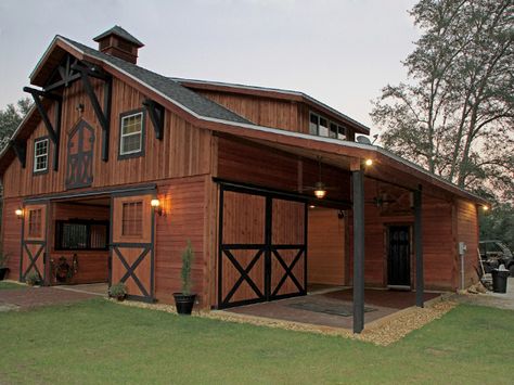 Olympic 36 - Florida | Barn Pros Rustic Barn Homes, Wood Staining, Barn With Living Quarters, Horse Barn Ideas Stables, Barn Apartment, Horse Barn Designs, Dream Horse Barns, Horse Barn Plans, Barn House Design