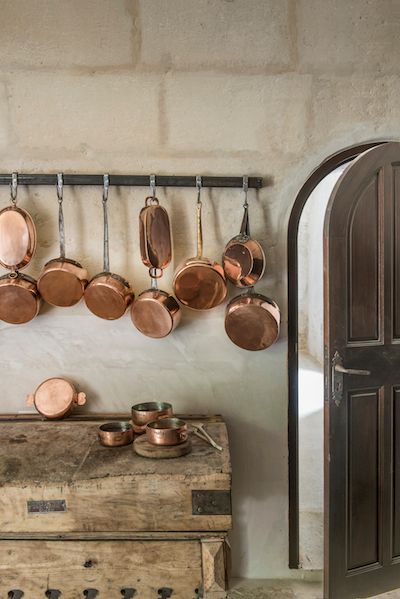 French Interior Style, Panel Doors Interior, Copper Pots And Pans, Clean Copper, Country House Kitchen, French Inspired Home, Copper Kitchen Utensils, Country Home Magazine, Timber Floor