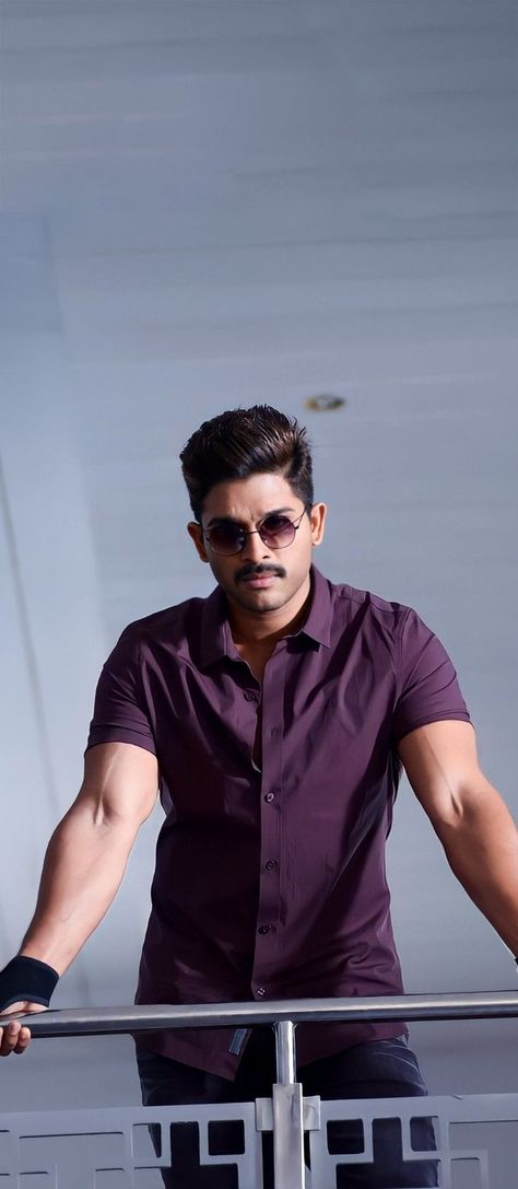 Allu Arjun Style, Ally Arjun, Allu Arjun Hd Wallpaper, Allu Arjun Hairstyle New, Vijay Actor Hd Images, Hd Cover Photos, Allu Arjun Wallpapers, Daily Fun Facts, South Hero