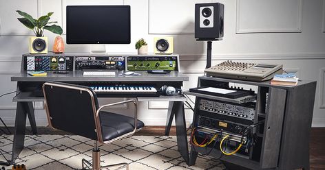 Home Studio Design, Home Studio Desk, Music Desk, Recording Studio Design, Recording Studio Home, Home Studio Setup, Music Studio Room, Studio Desk, Home Recording Studio