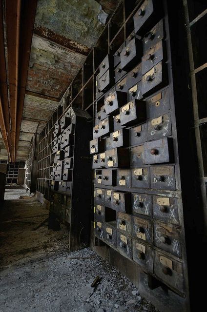 Abandoned Library, Library Card Catalog, Card Catalog, Vintage Library, Abandoned House, Abandoned Mansions, Haunted Places, Old Building, Abandoned Buildings