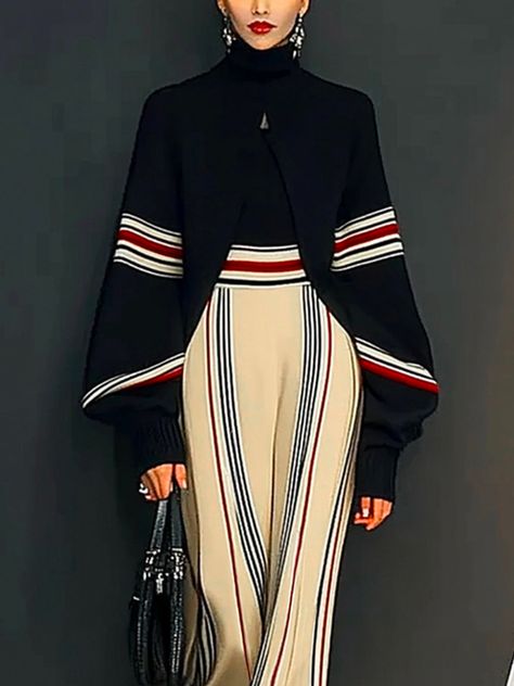 Sweatshirt Styling Women, Streetwear Fashion Winter Street Styles, Striped Turtleneck Outfit, Statement Piece Outfit, Kente Outfits, Casual Trends, Plus Size Cocktail Dresses, Buy Sweaters, Loose Long Sleeve