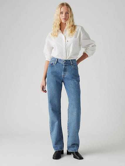 You never thought it was possible, but then it happened: your favorite jeans meet your favorite decade. We designed these 501® '90s jeans with a classic mid-rise and a loose, straight fit with just the right amount of bagginess through the leg. They're the vintage jeans you've always dreamed of finding at the thrift store, but without all the rummaging. Mid-rise with a loose fit that's just right For a slimmer fit, try one size down, and for a less loose fit, try the 501® Original The original b Levis Women Outfits, Levis Outfit, Best Jeans For Women, Denim Trends, Levi Jeans 501, Best Jeans, Mid Rise Jeans, Jeans For Sale, Vintage Jeans