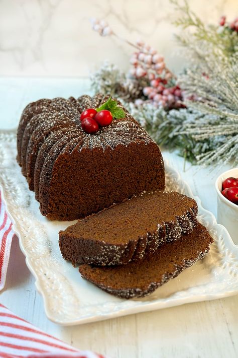 This easy-to-make Gingerbread Loaf Cake is a timeless, classic recipe for a dense, soft, richly flavored treat. Filled with molasses, brown sugar, and cozy, warm spices, every bite of this moist and tender cake will remind you of holiday flavors and wintery days. Ginger Bread Loaf, Gingerbread Loaf Cake, Gingerbread Loaf Recipe, Spice Loaf, Gingerbread Loaf, Holiday Flavors, Easy Gingerbread, How To Make Gingerbread, Christmas Tea Party