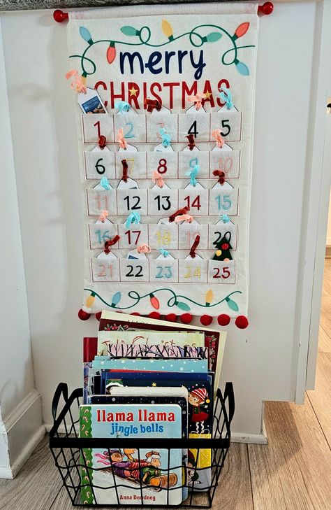 Advent Christmas Book Countdown Christmas Book Advent, Preschool Christmas Countdown, Christmas Book Advent Calendar, Book Advent Calendar Ideas, Advent Calendar Classroom, Diy Christmas Countdown, Countdown For Kids, Advent Readings, Christmas Countdown Diy