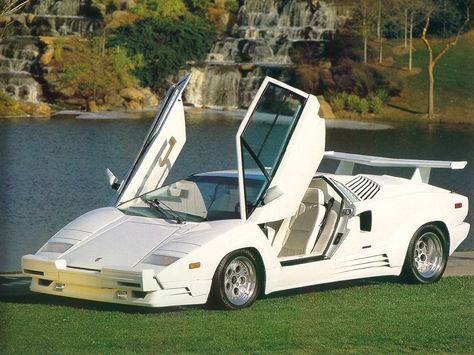 Lambo Countach. Boyhood dream car, but apparently completely crazy and unrefined in actuality! Lambo Countach, Nissan 240sx, Lamborghini Cars, Lamborghini Countach, Street Racing Cars, Weird Cars, Classy Cars, Pretty Cars, Italian Cars