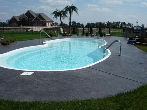 Grey Textured Charcoal Concrete Pool Decks A to Z Designer Concrete Dittmer, MO Pool Deck Colors, Painted Pool Deck, Deck Paint Colors, Patio Floors, Concrete Pool Deck, Decks Around Pools, Pool Decking, Edge Pool, Cement Patio