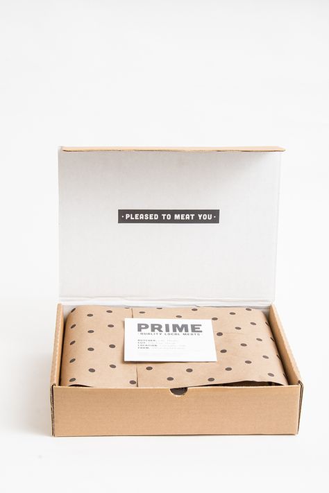 Prime is a service that provides sustainably grown, local meat that is delivered to the customer's home. This branding was created for the company, with packaging that includes information about the farm as well as spices and recipe suggestions.Meat Pho… Ecommerce Packaging, Shirt Packaging, Packaging Ideas Business, Clothing Packaging, Box Packaging Design, Soap Packaging, Packing Design, Sustainable Packaging, Creative Packaging