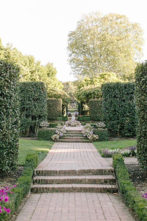 Wedding Bustle, Garden Estate Wedding, Filoli Gardens, Garden Elopement, Air Garden, Garden Estate, Private Estate Wedding, Napa California, Sunken Garden