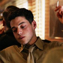 Rami Malek Gif, Remi Malek, Rami Malik, Queen Of Fire, Josh Washington, Rami Said Malek, Vampire Stories, Rami Malek, Night At The Museum