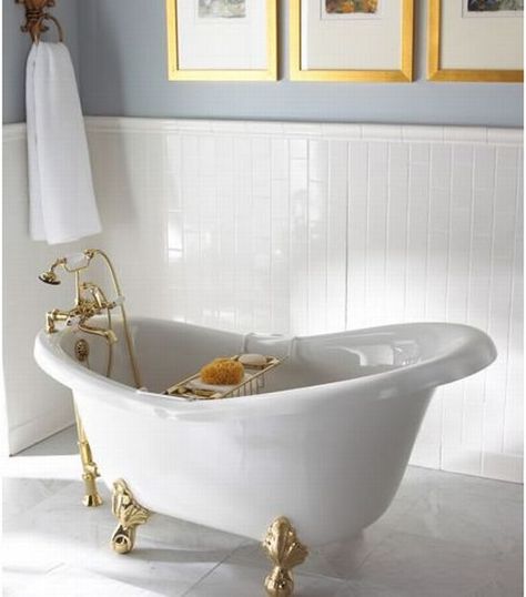 Simple Small Soaking Tub, Bathtubs For Small Bathrooms, Deep Bathtub, Slipper Tubs, Small Bathtub, Small Tub, Corner Tub, Hot Tub Garden, Bathroom Tub