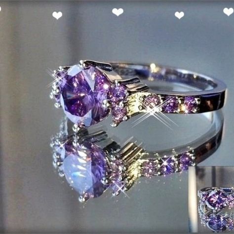 Genuine Austrian 2 Carat Lab Created Amethyst Sterling Silver Ring, Stamped 925. Purple Wedding Rings, Purple Diamond Ring, Purple Engagement Rings, Amethyst Wedding Rings, Amethyst Ring Vintage, Amethyst Wedding, Fashion Rings Silver, Amethyst Ring Engagement, Cute Engagement Rings