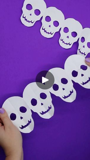 Ideas Para Decorar Halloween, Haloween Decoracion Diy, Spooky Scary Skeletons, Andrew Gold, Deco Halloween, Hallowen Ideas, Casa Halloween, Arts Ideas, Spooky Scary