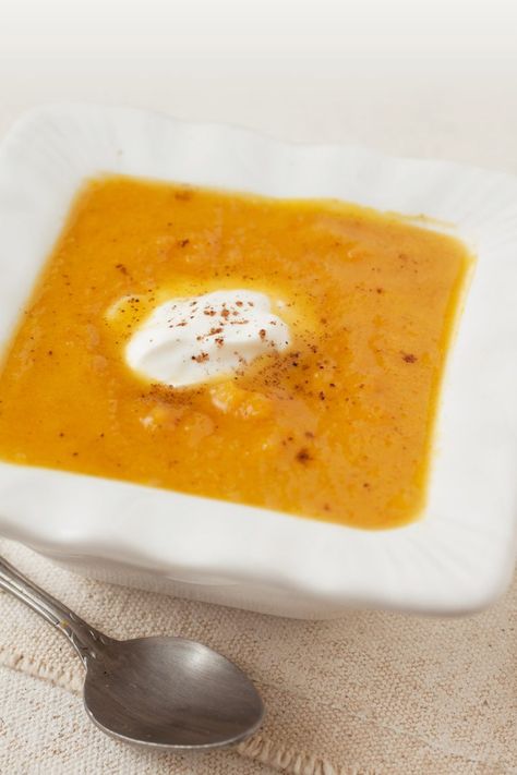 Sweet Pumpkin Soup Moroccan Carrot, Moroccan Carrots, Snacks Under 100 Calories, Healthy Sweet Snacks, Intelligence Service, Fall Cooking, Sweet Pumpkin, Carrot Soup, Moroccan Food