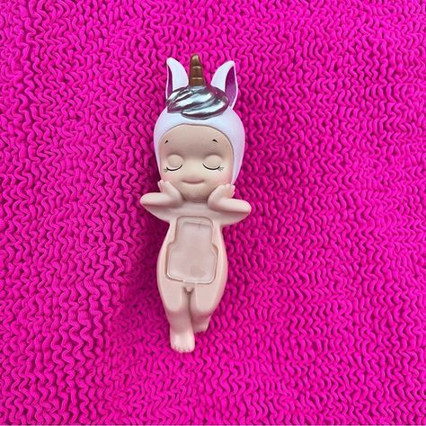 Sonny Angel hipper sleeping dreaming series attach me Unicorn Kids Toy Sonny Angel Hippers, Kids Toy Shop, Sleep Dream, Unicorn Kids, Laptop Desk, Sonny Angel, Desk Phone, Toys Shop, Adhesive Tape