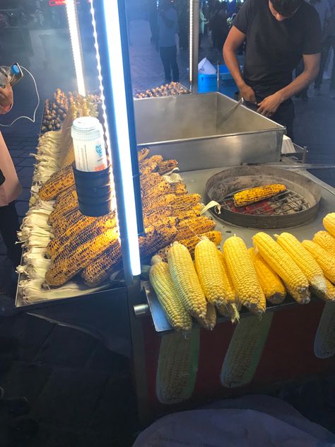 Corn Recipes, Morning Greeting, United Nations, Indian Recipes, Food Truck, Indian Food Recipes, Street Food, Vegetarian Recipes, Istanbul