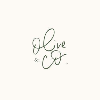 Studio 9 Co Clothing Boutique Branding, Fashion Logo Design Inspiration, Fashion Logo Inspiration, White Branding, Typography Logo Inspiration, Mises En Page Design Graphique, Handwriting Logo, Logos Vintage, Inspiration Logo Design