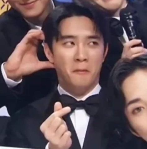 Exo Do Kyungsoo, Exo Memes Funny, Exo Smtown, Exo For Life, Exo Stickers, Dont Play, Exo Art, Cute Funny Pics, Exo Funny