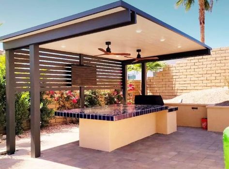 Modern Covered Patio Design, Steel Patio Cover, Canteliver Pergola, Pergola On Decking, Outdoor Kitchen Cover Ideas, Cantilever Patio Cover, Outdoor Kitchen Roofing Ideas, Aluminum Pergola Patio Ideas, Modern Covered Patio Ideas