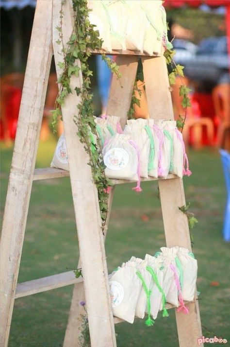 Classic-Peter-Rabbit-Birthday-Ladder-Gifts #babyshowerideas4u #birthdayparty #babyshowerdecorations #bridalshower #bridalshowerideas #babyshowergames #bridalshowergame #bridalshowerfavors #bridalshowercakes #babyshowerfavors #babyshowercakes Rabbit Themed Baby Shower Ideas, Baby Shower Peter Rabbit, Peter Rabbit Garden, Peter Rabbit Birthday Party, Rabbit Birthday Party, Peter Rabbit Theme, Spring Party Ideas, Garden Party Favors, Peter Rabbit Cake