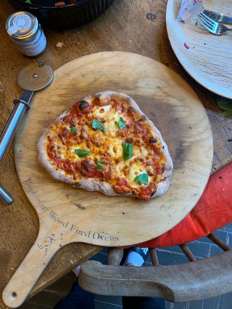 Stone baked pizza topped with Margarita and Basil. Taken from the oven triangle shapped and slightly crispy. To please the crispy lovers. Pizza oven must have been too hot when we cooked this one. Baked Pizza, Pizza Bake, Pizza Toppings, Pizza Oven, The Oven, Basil, Oven, Pizza, Baking