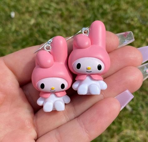 My Melodi, Clay Keychain, Hello Kitty Crafts, Hello Kit, Clay Diy Projects, Cute Polymer Clay, Fun Easy Crafts, Pink Clay, Cute Clay