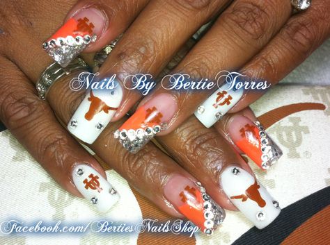 texas longhorns nails. Nails by BertieTorres Longhorn Nails, Texas Longhorn Tattoo, Nail Contest, Longhorn Tattoo, Texas Nails, Ut Longhorns, Image Nails, Country Nails, Racun Shopee