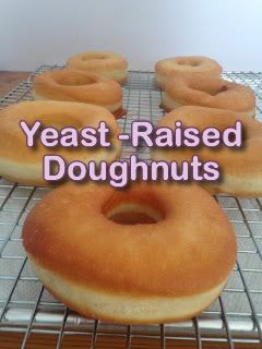 Easy Yeast Donut Recipe, Homemade Doughnut Recipe, Yeast Doughnuts, Raised Donuts, Doughnut Recipe Easy, Yeast Donuts, Homemade Donuts Recipe, Honey Cornbread, Homemade Doughnuts