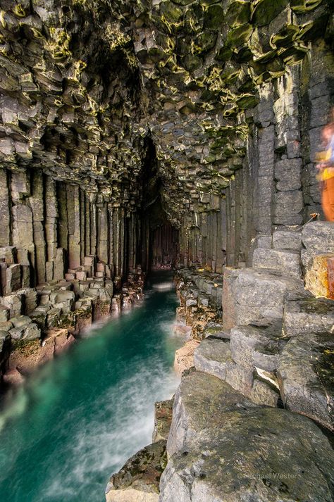 I can't believe this place exists! 25 Reasons Why Scotland Must Be On Your Bucket List | Bored Panda Fingal's Cave, Scotland Landscape, Visit Scotland, Ireland Scotland, Scotland Travel, Luxor, Pretty Places, Places Around The World, Places I Want To Go