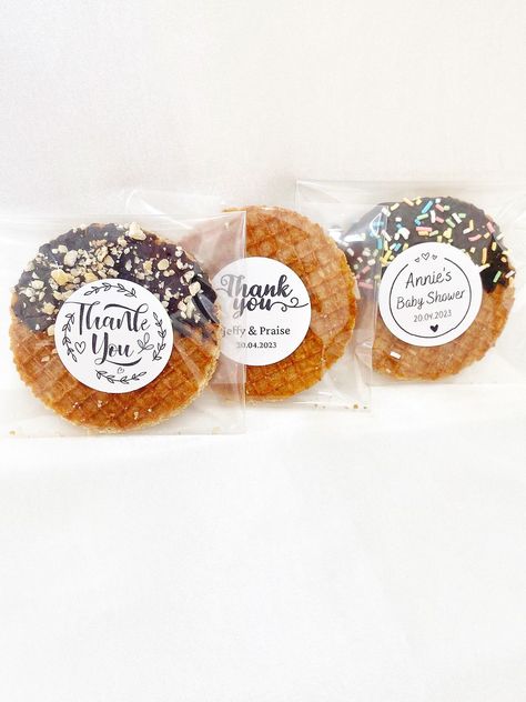 Edible Wedding Favors, Unique Gourmet Favors, Baby Shower Favors, Custom Stroopwafels, Edible Favors https://www.etsy.com/listing/1455278893/personalized-stroopwafel-favors-edible?click_key=1a1cb7f7154578fba1d5f2413b9238288849092e%3A1455278893&click_sum=84d0a3bc&ref=shop_home_active_2&pro=1&frs=1&sts=1 Wedding Favors Unique, Edible Favors, Edible Wedding Favors, Bride Shower, Favors Baby Shower, Wedding 2024, Unique Wedding Favors, Baby Wedding, Shower Favors