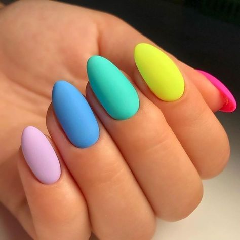 Short Almond Rainbow Nails, Matte Rainbow Nails, Multicolored Nails, Unghie Sfumate, Vibrant Nails, Cute Gel Nails, Nails 2023, Short Acrylic Nails Designs, Rainbow Nails