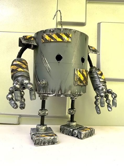 Trash Robot, Tin Can Robots, Steampunk Robots, Recycled Robot, Steampunk Artwork, Robot Sculpture, Cool Robots, 3d Studio, Star Wars Toys