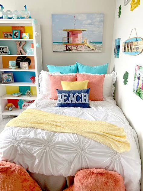 Teen Girl Beach Themed Bedroom Inspiration + Decorating Tips | BellaGrey Designs Summer Themed Room Bedrooms, Beach Aesthetic Decoration, Beach’s Bedroom, Beach Rooms Teenage, Aesthetic Beach Themed Bedroom, Island Themed Bedroom, California Themed Bedroom, Aesthetic Beachy Bedroom, Beach Bedroom Preppy